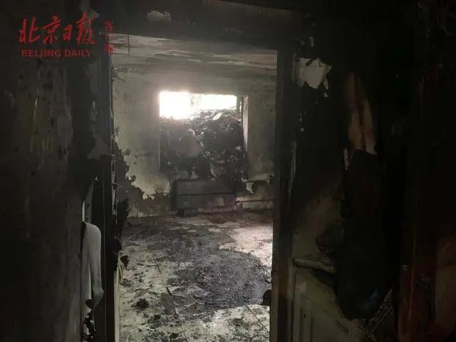 电瓶拿回家充电，北京居民火灾致一死一伤 ​(图2)